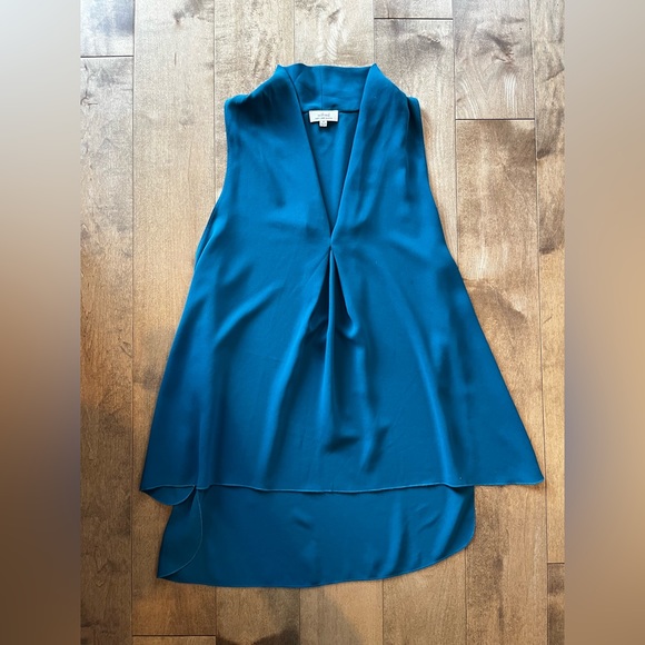 ARITZIA Wilfred Nuit Blouse in BLUE - Picture 3 of 5